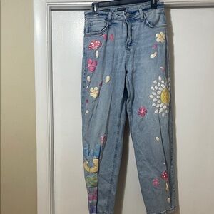 Wild Fable Blue Jeans with Colorful Floral Design size 4 high-rise